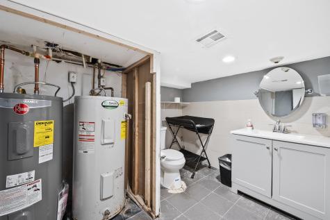 1303 Summit Avenue Union City NJ 07087