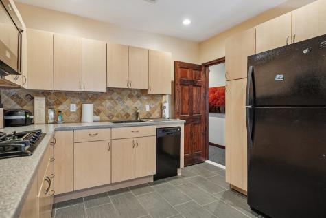 313 17 Rahway Avenue Elizabeth NJ 07202-3704