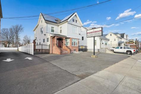 313 17 Rahway Avenue Elizabeth NJ 07202-3704