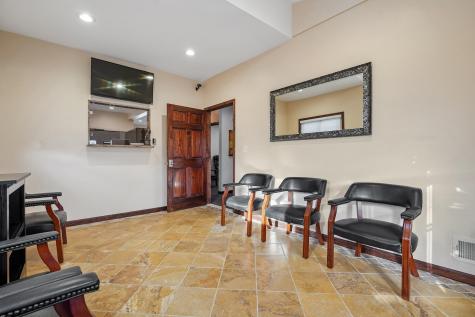 313 17 Rahway Avenue Elizabeth NJ 07202-3704