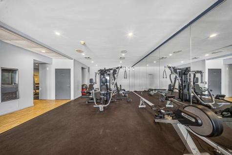 1033 River Road Edgewater NJ 07020