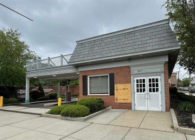 987 Broadway Bayonne NJ 07002