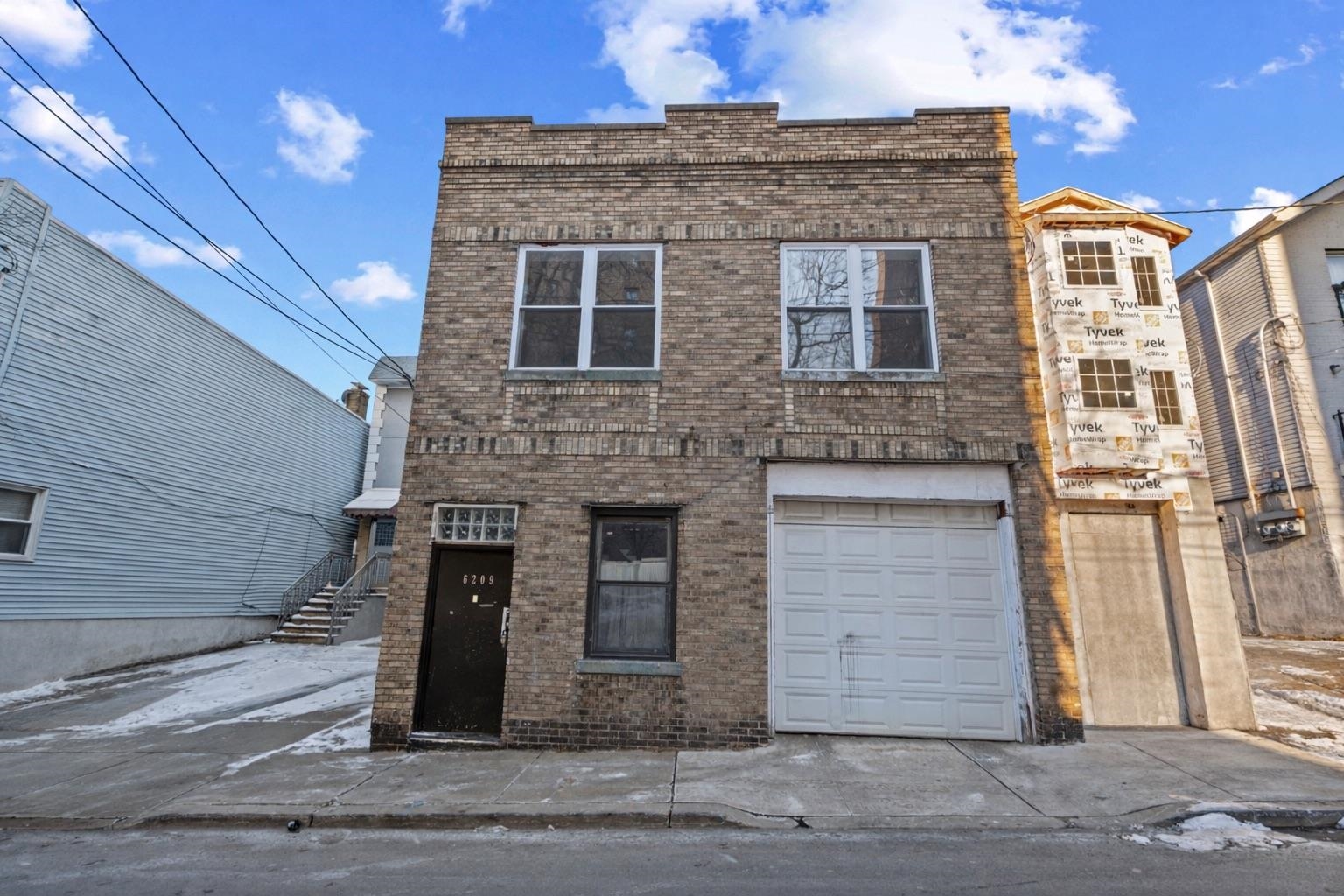 6209 Adams Street West New York NJ 07093