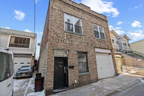 6209 Adams Street West New York NJ 07093