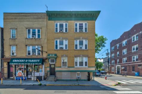 424 Baldwin Avenue Jersey City NJ 07306