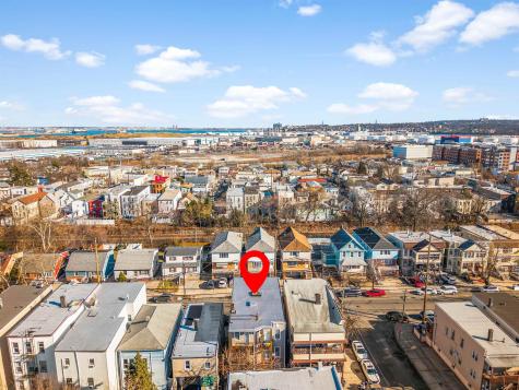 349 Avenue E Bayonne NJ 07002