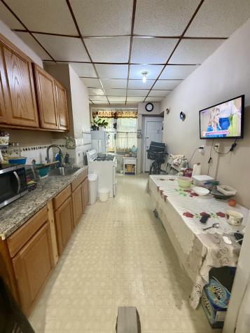 606 11th Street Union City NJ 07087