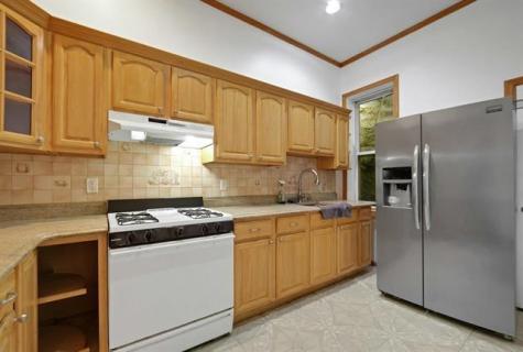 300 49th Street Union City NJ 07087