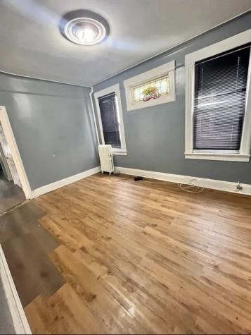 119 Woodlawn Avenue Jersey City NJ 07305