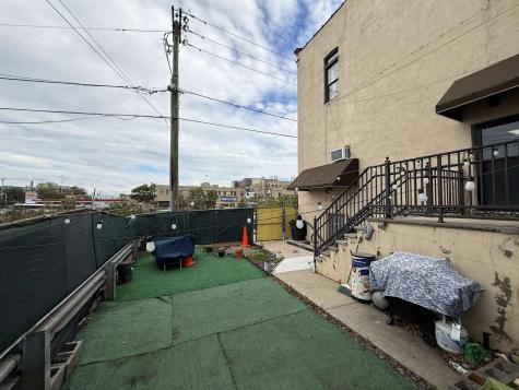 811 30th Street Union City NJ 07087