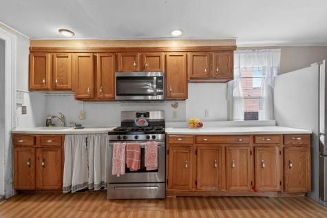 196 Broadway Bayonne NJ 07002