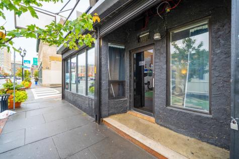 860 Bergen Avenue Jersey City NJ 07306