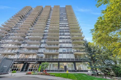 6050 Boulevard East West New York NJ 07093