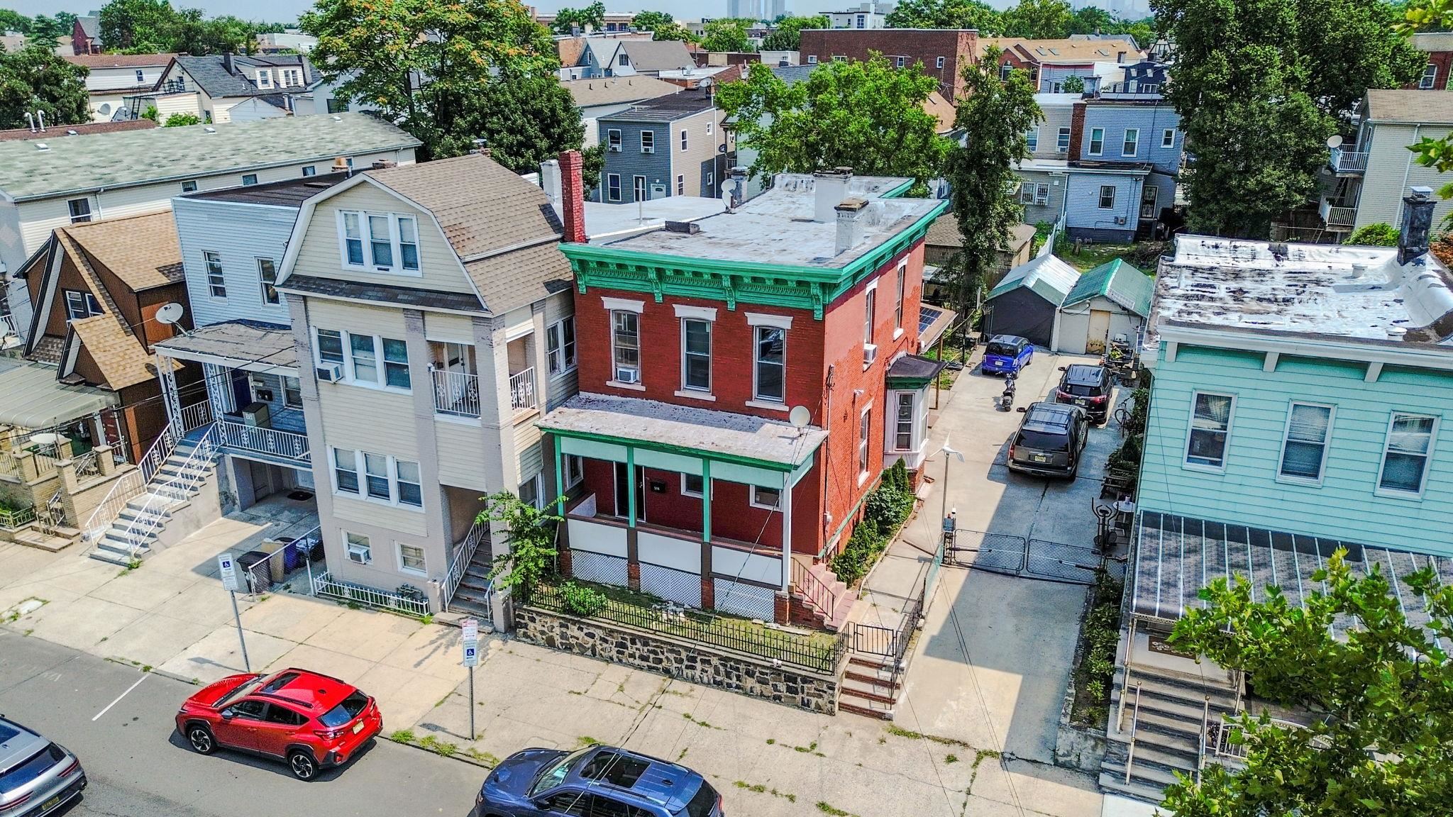 206 Danforth Avenue Jersey City NJ 07305