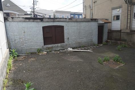 414 18th Street Union City NJ 07087