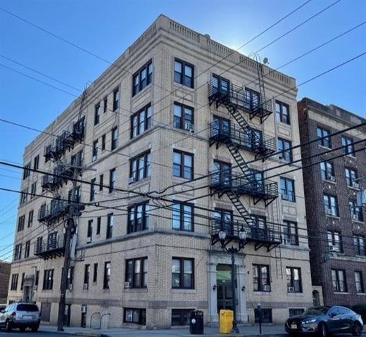 6414 Park Avenue West New York NJ 07093