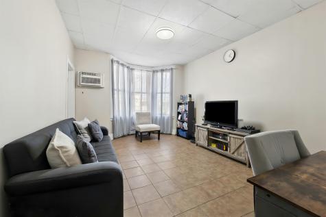 179 Hackensack Plank Road Weehawken NJ 07086