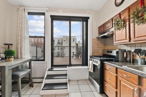 179 Hackensack Plank Road Weehawken NJ 07086