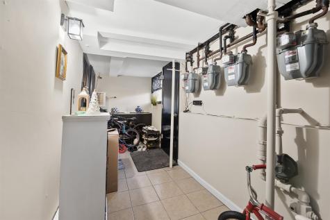 179 Hackensack Plank Road Weehawken NJ 07086