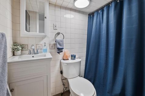 179 Hackensack Plank Road Weehawken NJ 07086