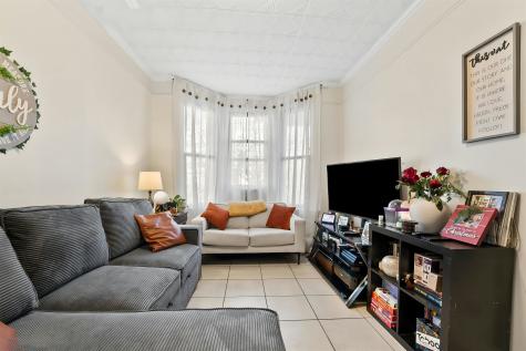 179 Hackensack Plank Road Weehawken NJ 07086