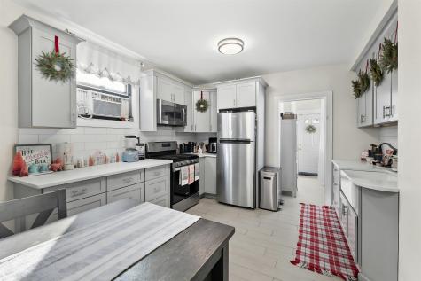 179 Hackensack Plank Road Weehawken NJ 07086