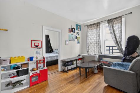 154 Chestnut Avenue Jersey City NJ 07306