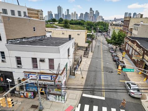 154 Chestnut Avenue Jersey City NJ 07306