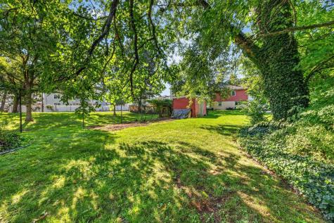 172-176 Meadow Lane Secaucus NJ 07094