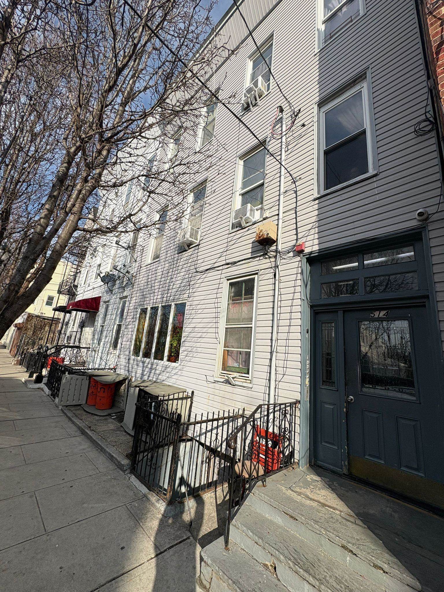 514 11th Street Union City NJ 07087