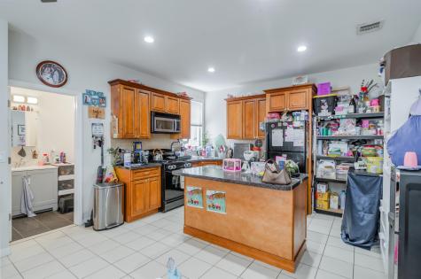 1053 Avenue C Bayonne NJ 07002