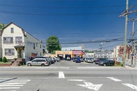 3-7 Bayview Avenue Jersey City NJ 07305