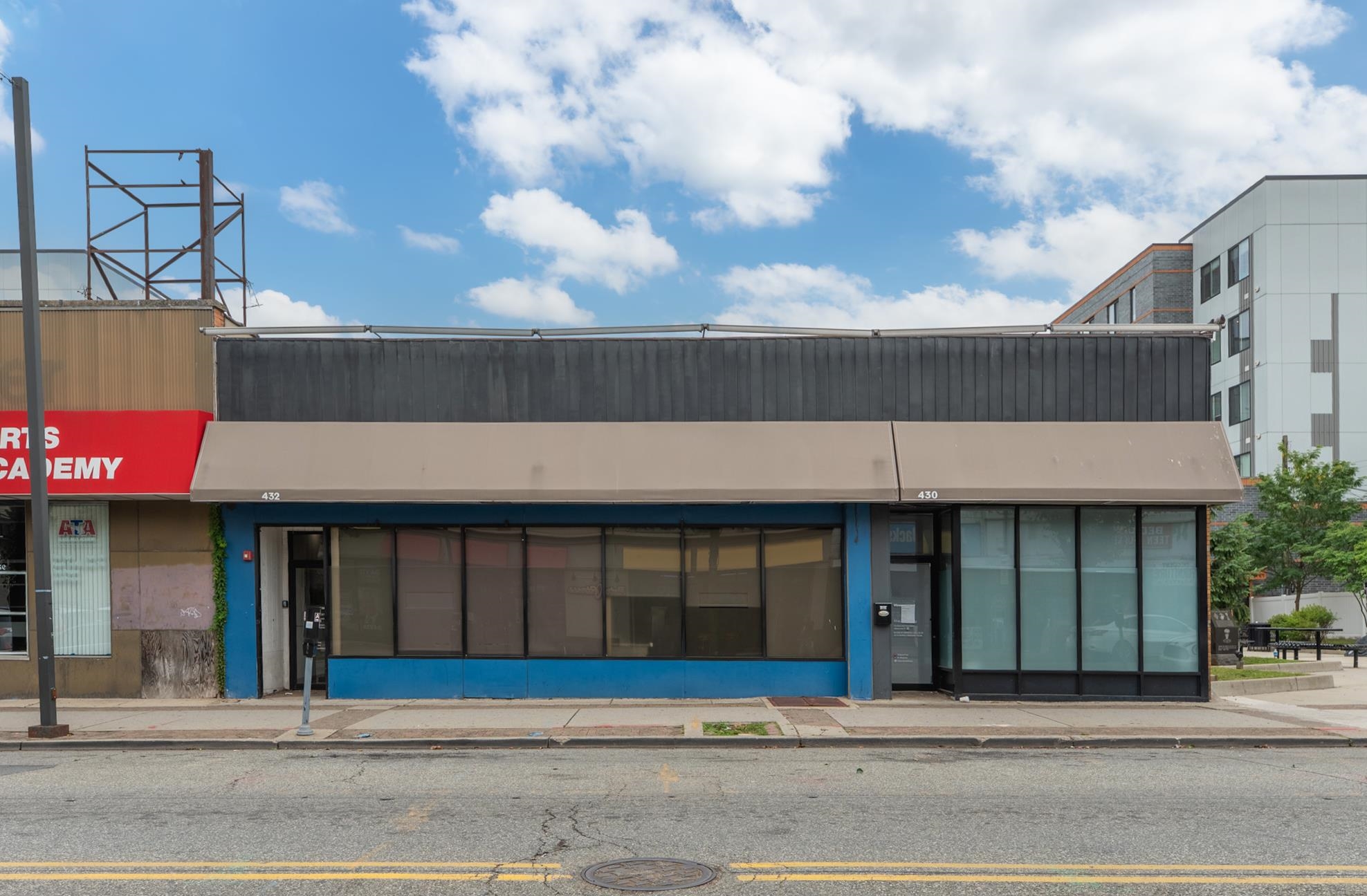 430-432 Broadway Bayonne NJ 07002