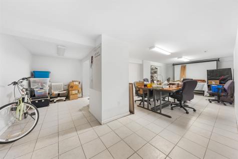 4407-11 Park Avenue Union City NJ 07087