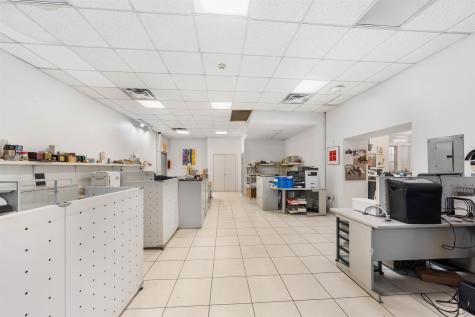 4407-11 Park Avenue Union City NJ 07087