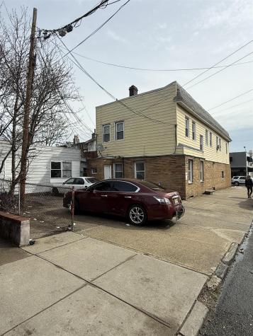 989 Broadway Bayonne NJ 07002