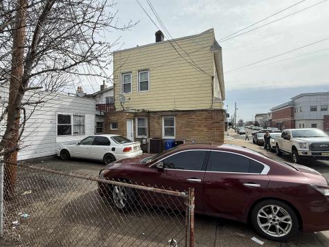 989 Broadway Bayonne NJ 07002