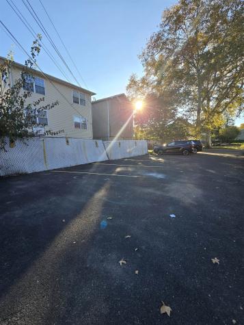 184 N Park Street East Orange NJ 07017