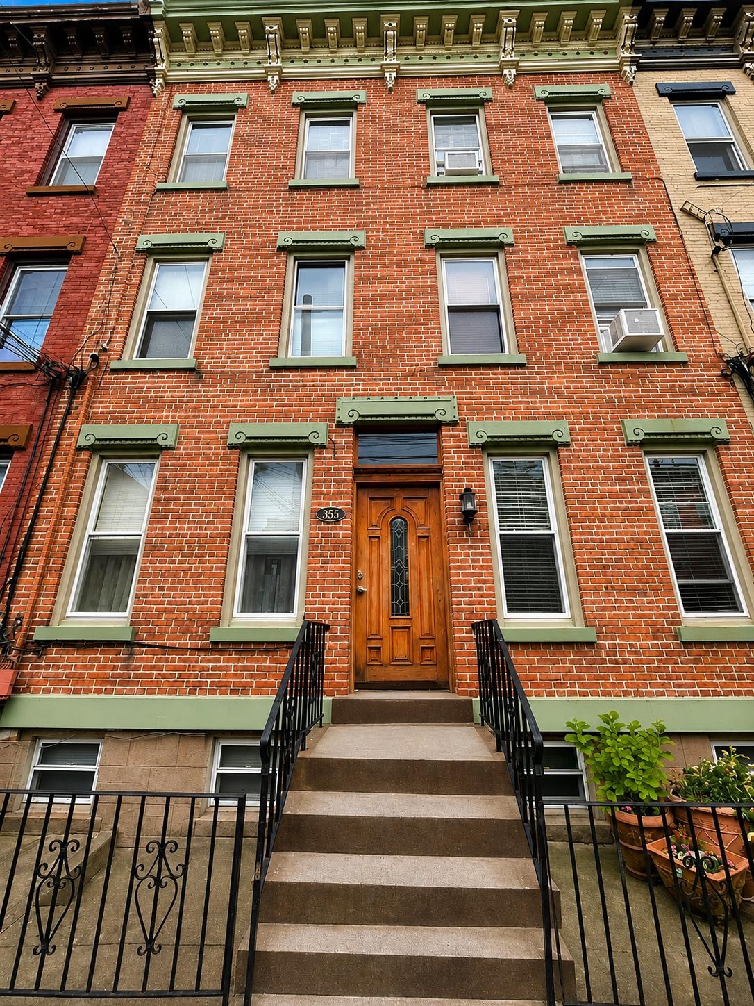 355 8th Street Jersey City NJ 07302
