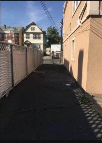 725-727 Broadway Bayonne NJ 07002-0000