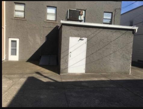 725-727 Broadway Bayonne NJ 07002-0000