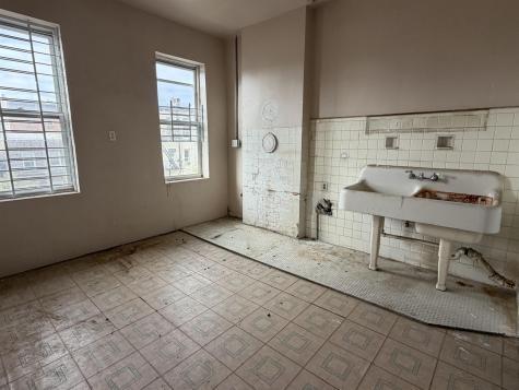 147 48th Street Union City NJ 07087