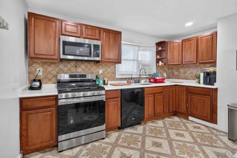358 Broadway Bayonne NJ 07002
