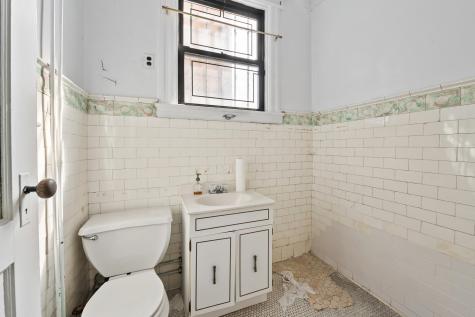 507 32nd Street Union City NJ 07087