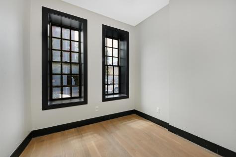 208 15th Street Jersey City NJ 07310
