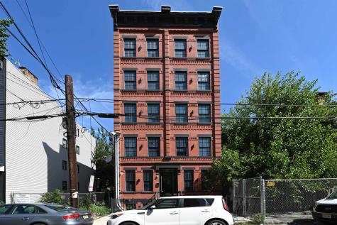 208 15TH Street Jersey City NJ 07310