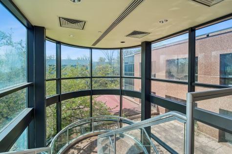 1000 Sylvan Avenue Englewood Cliffs NJ 07632
