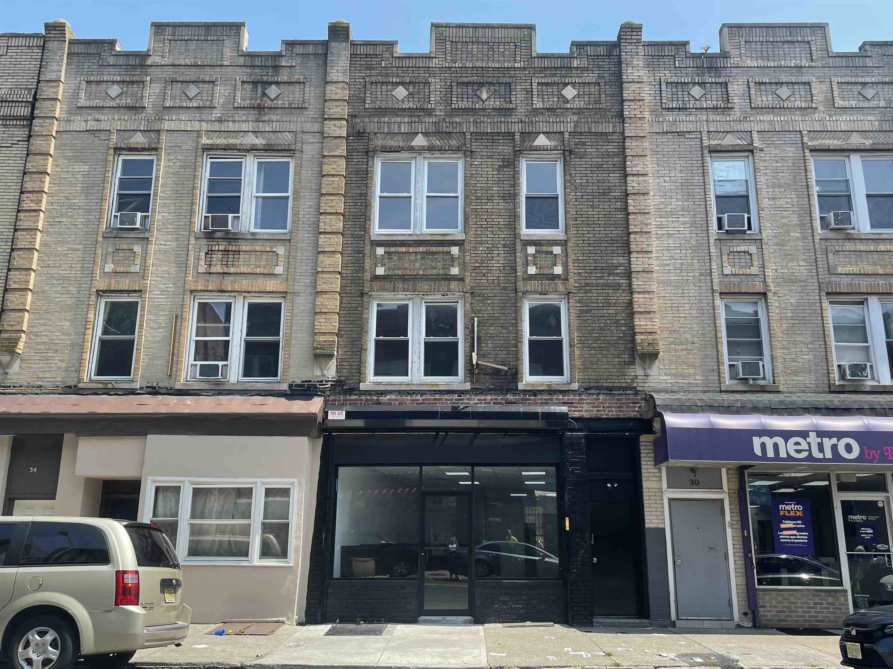 32 Martin Luther King Jr Drive Jersey City NJ 07305