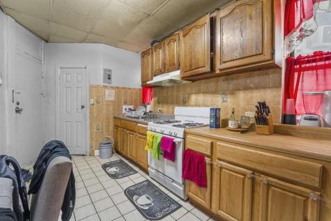 715 22nd Street Union City NJ 07087