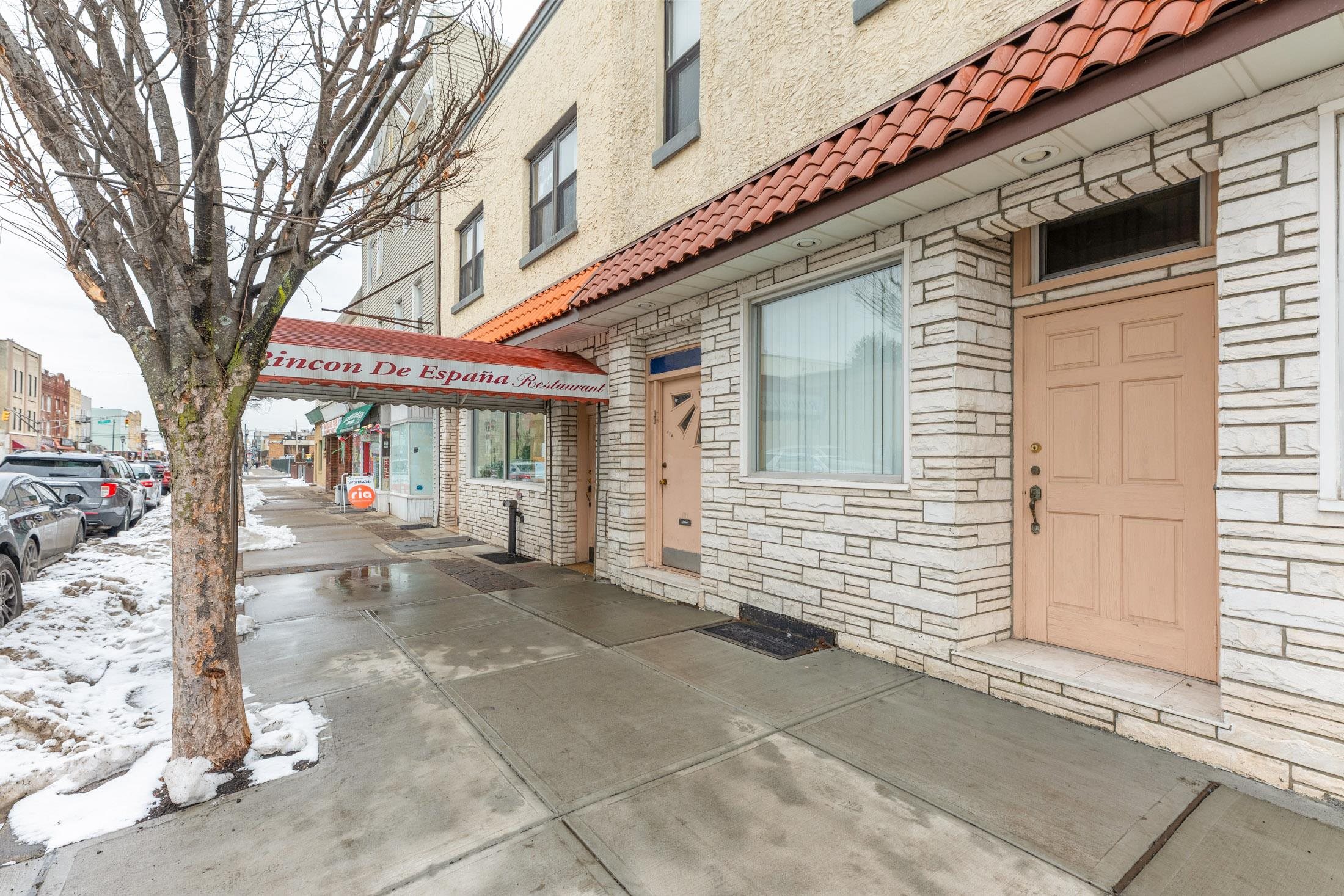 614-616 Broadway Bayonne NJ 07002